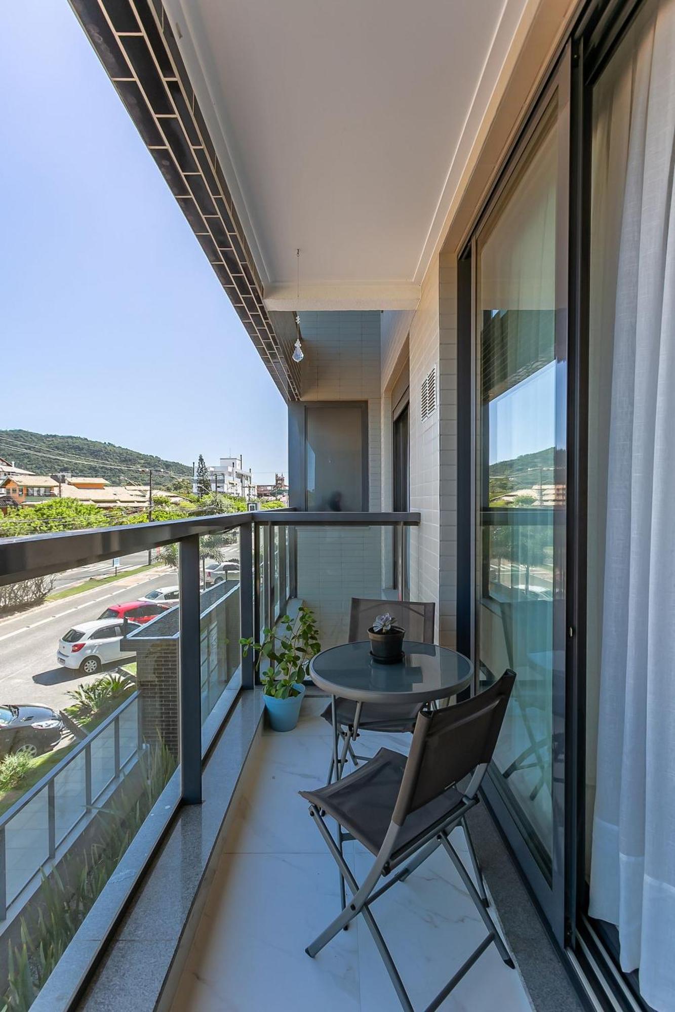Apartment Luxuoso Pe Na Areia Em Irb203